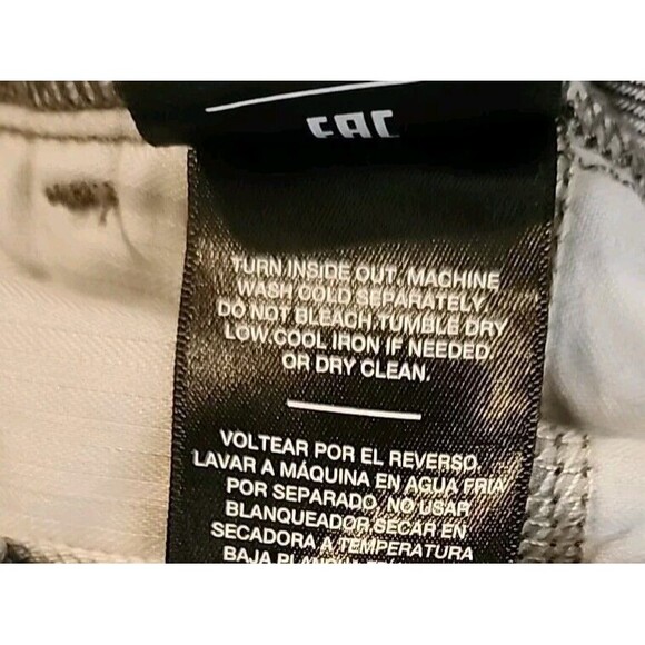 NWT Seven For All Mankind Women’s Sz 31 The Easy James Jean Shorts Grey Bermuda - Picture 12 of 14